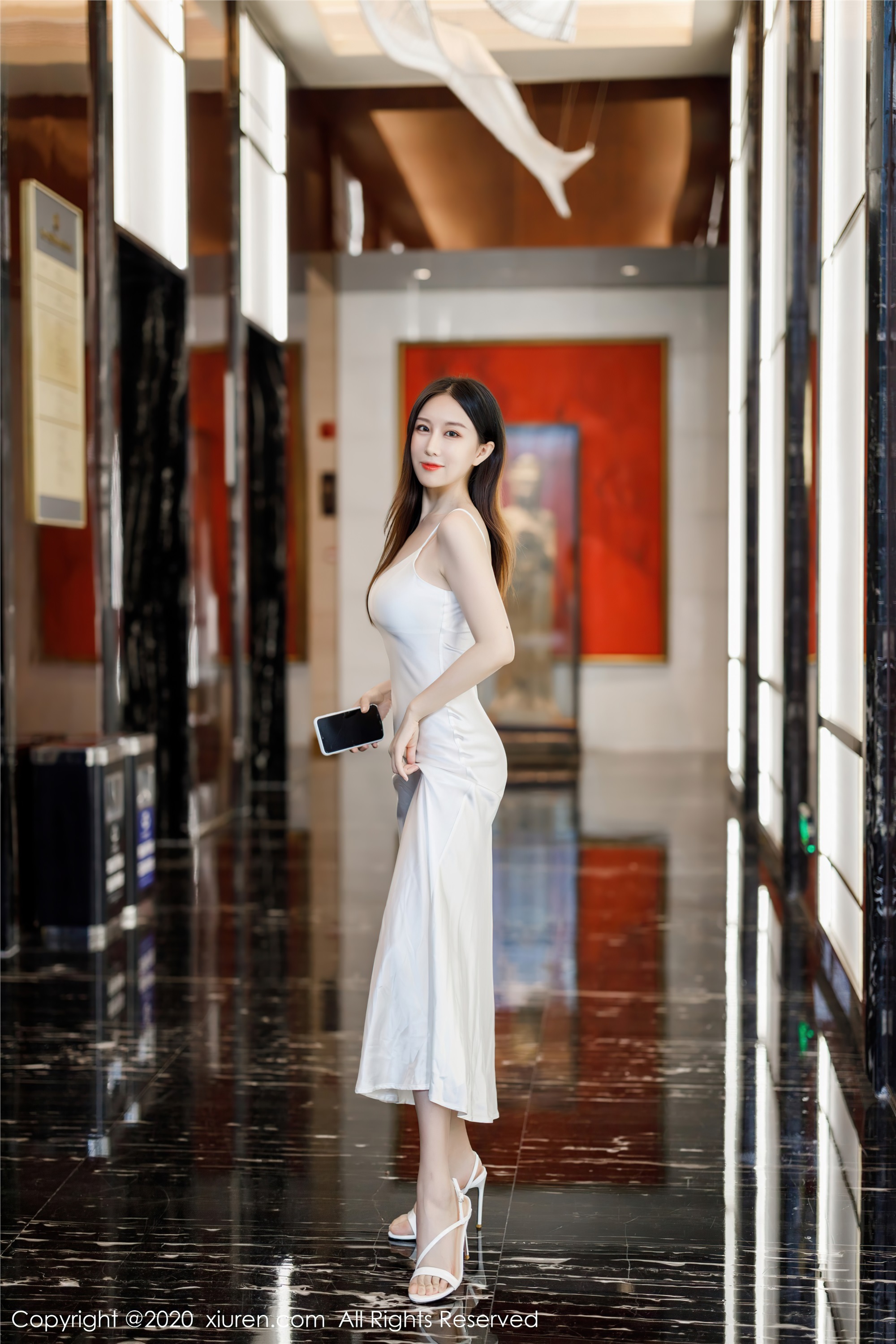 XIUREN秀人网 2020.10.20 Vol.2675 月音瞳